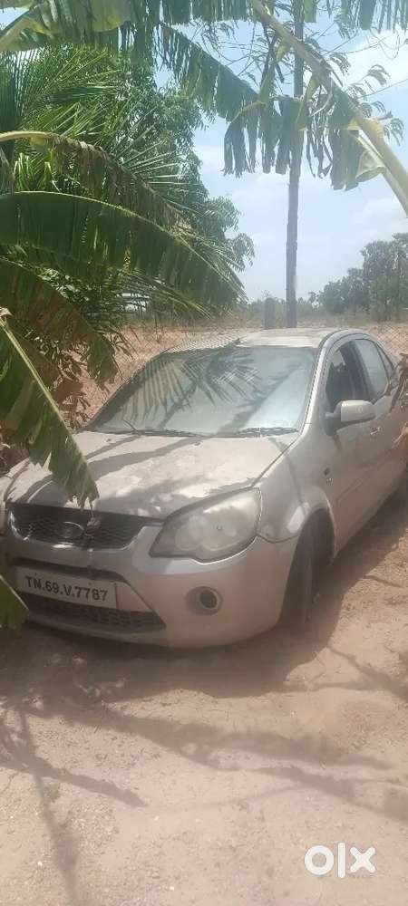 Ford Fiesta 2007 & Tata Indica 2010