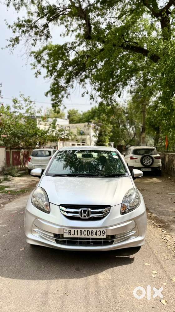 Honda Amaze 2015 Diesel Well Maintained