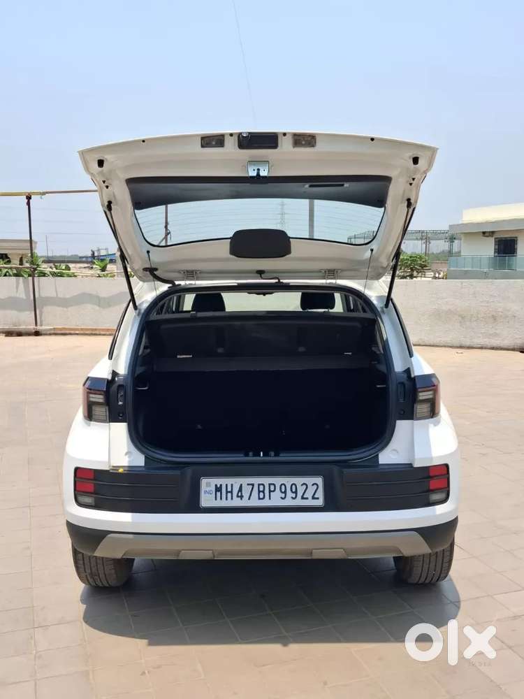 Hyundai Venue 1.0 Sx (o) Turbo Dct, 2023, Petrol