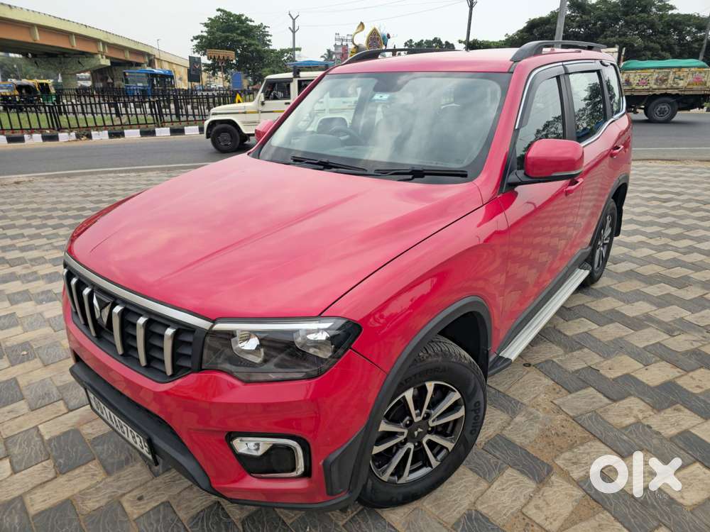 Mahindra Scorpio N Z4 Petrol Mt 7 Str, 2024, Petrol