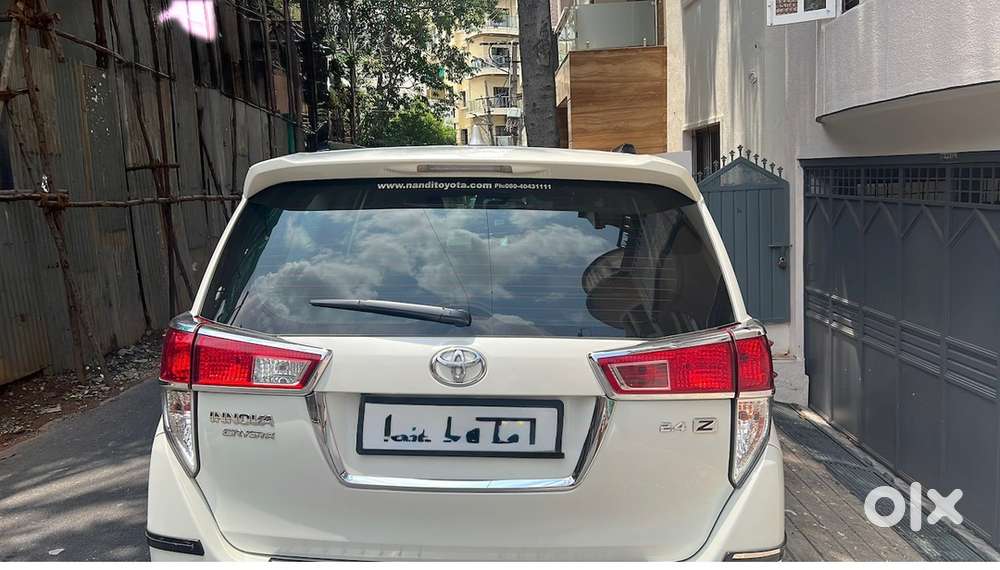 Toyota Innova Crysta 2022