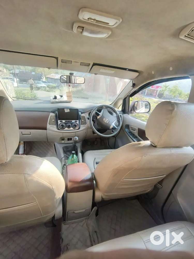 Toyota Innova 2012 Diesel 400000 Km Driven