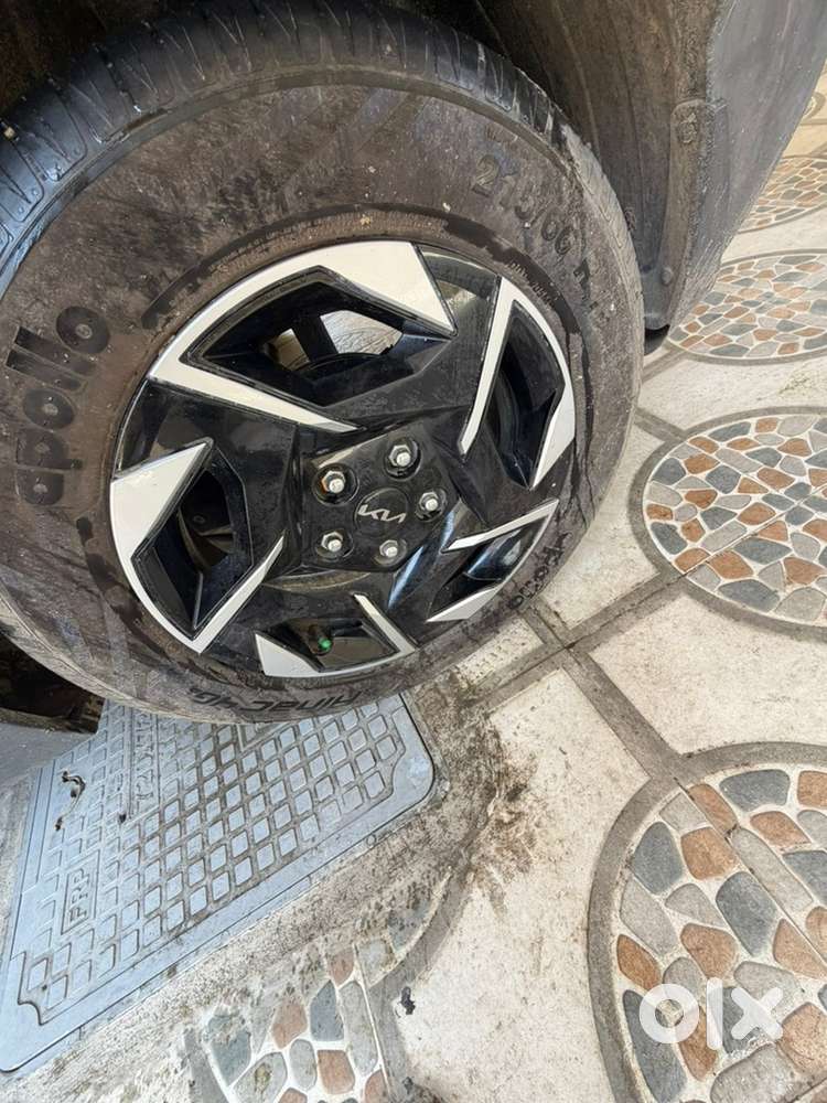 Kia Sonet Petrol 2024