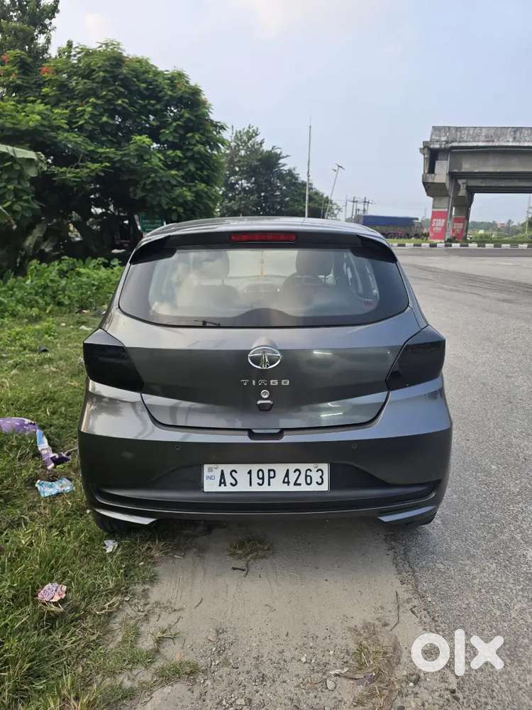 Tata Tiago Revotron Xt 2020