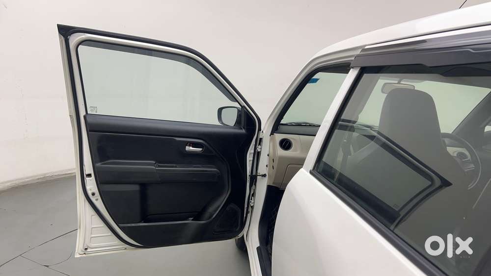 Maruti Suzuki Wagon R 1.0 Vxi Ags, 2023, Petrol