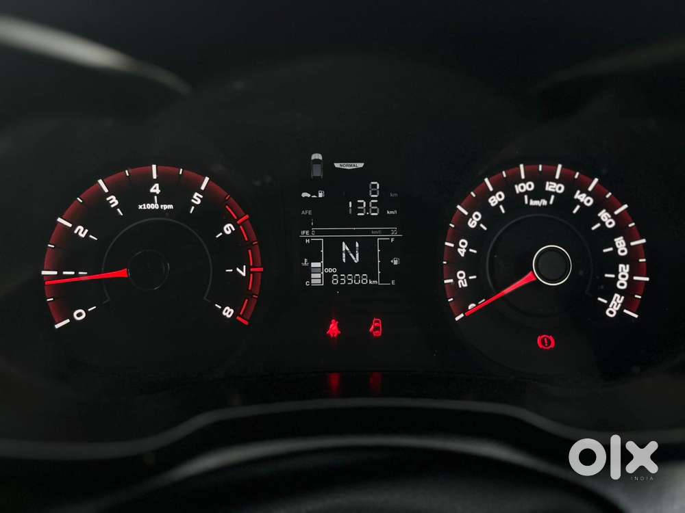 Mahindra Xuv300 W6, 2021, Petrol