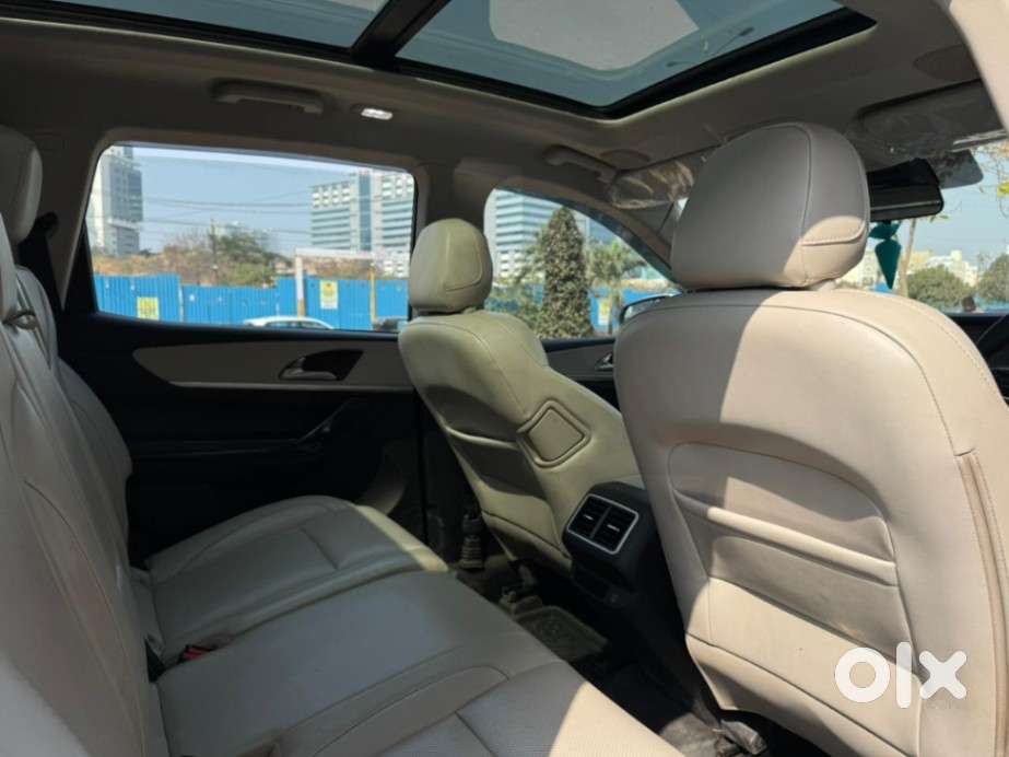 Mahindra Xuv700 2.2 Ax 7 Diesel At Luxury Pack Str, 2022, Diesel