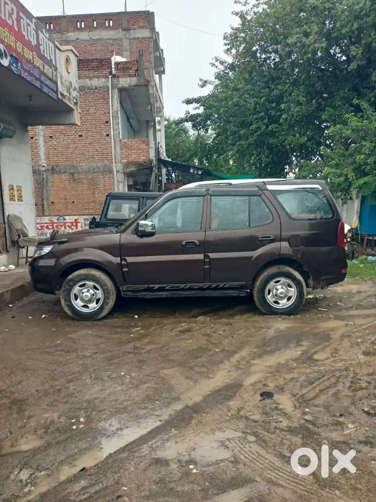 Tata Safari Storme 2013 Diesel
