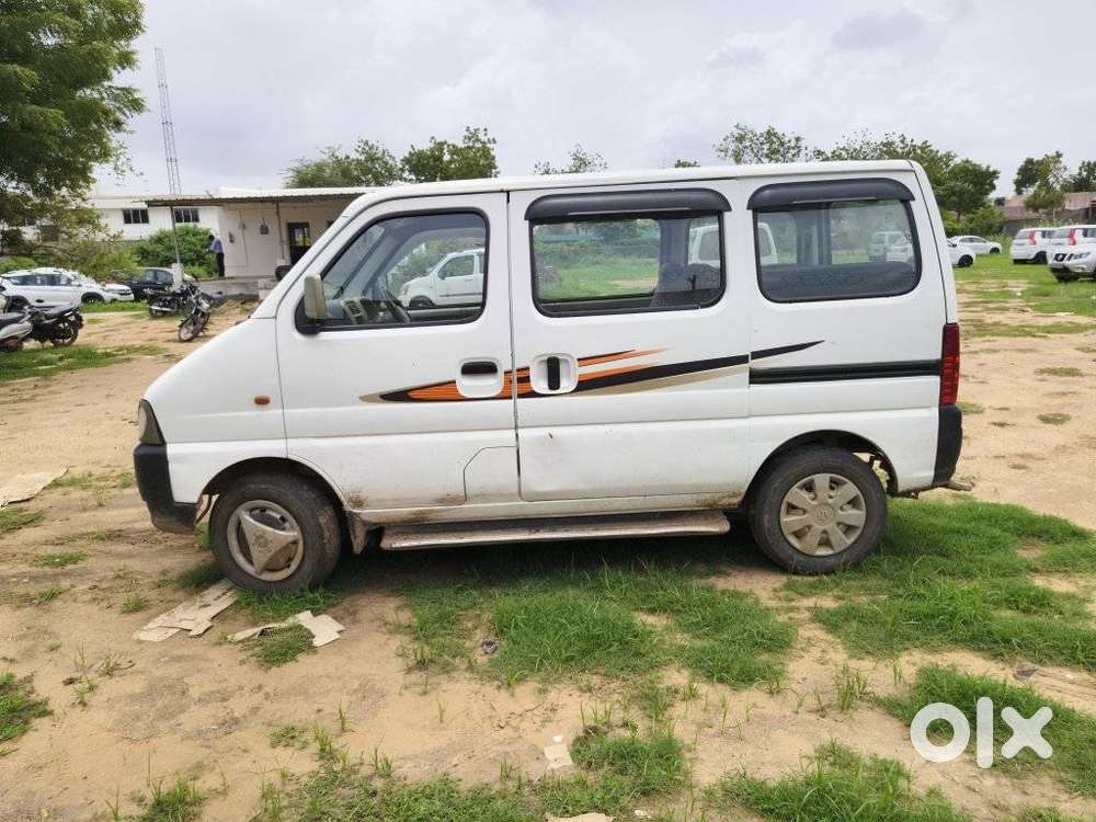 Maruti Suzuki Eeco 5 Seater Ac, 2017, Petrol