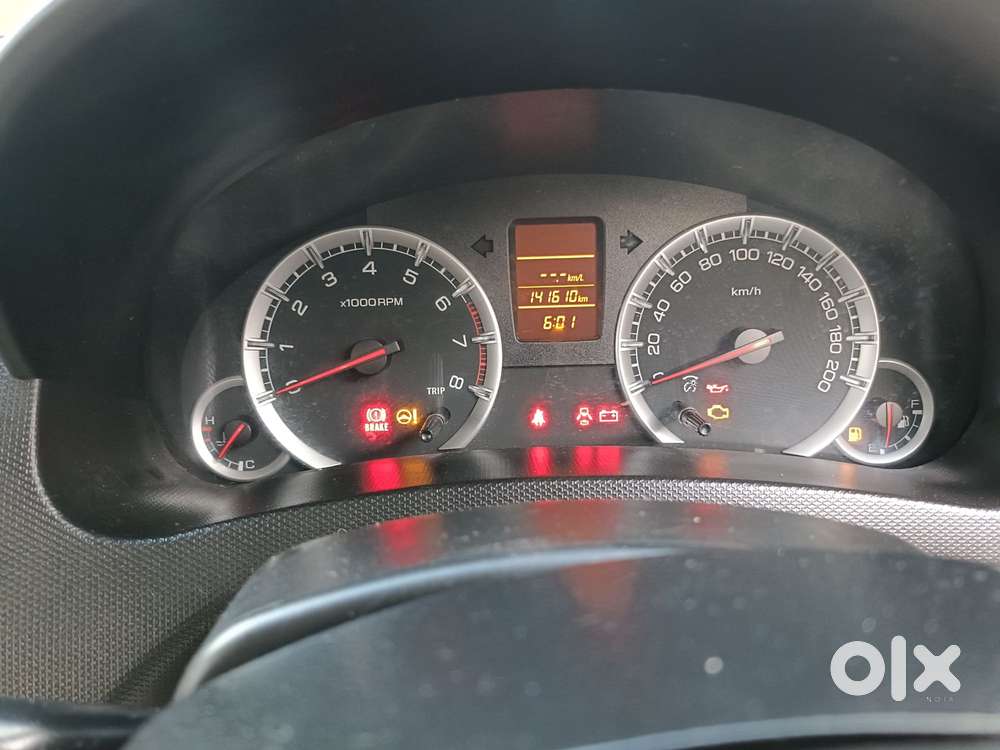 Maruti Suzuki Swift Dzire 1.2 Vxi Bsiv, 2014, Petrol