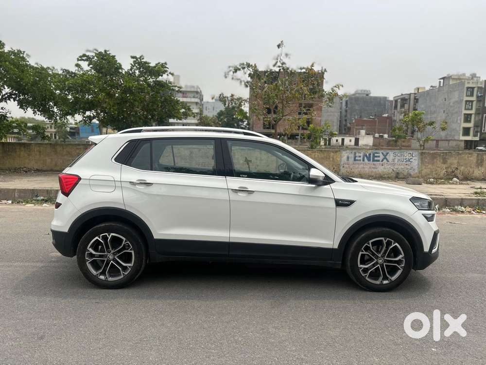 Skoda Kushaq 1.0 Tsi Style, 2023, Petrol