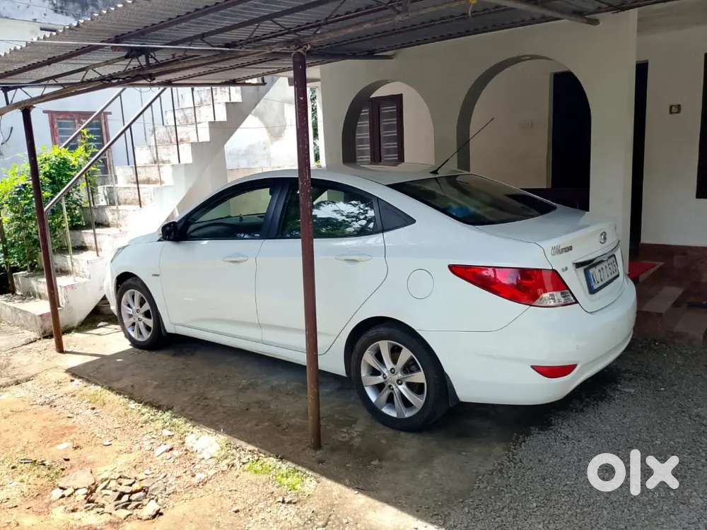 Hyundai Verna 2012 Fluidic