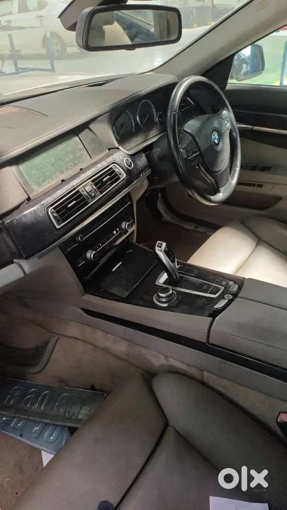 Bmw 7 Series 2011 Only Parts !