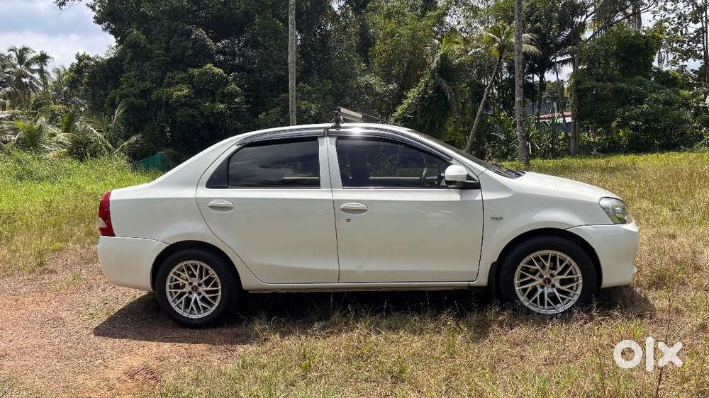 Low Kilometer , Single Owner Toyota Etios Gd 2015