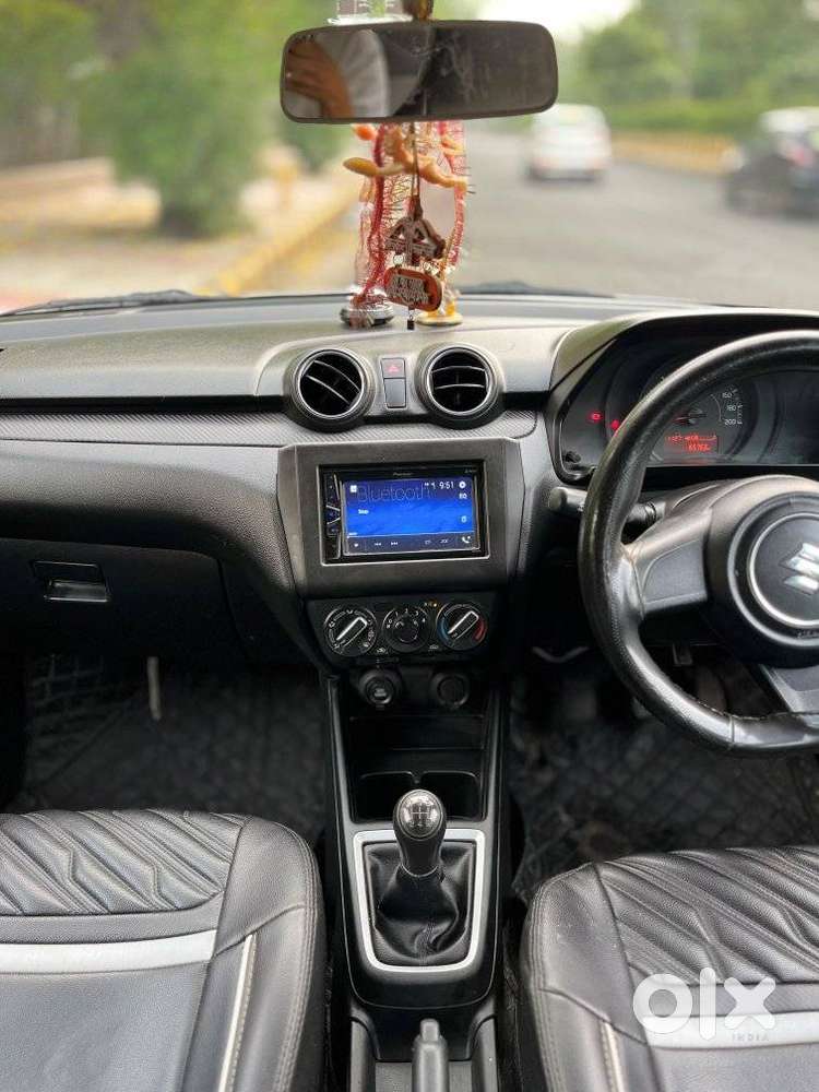 Maruti Suzuki Swift Lxi Optional-o, 2023, Petrol