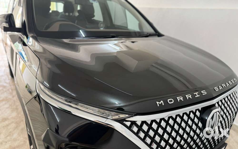 Mg Hector Plus 2025 Registration, 17,000km Only Driven. Top Varient