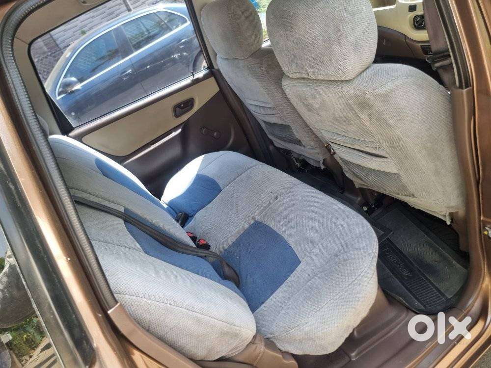 Maruti Suzuki Estilo Lxi Bs-iv, 2010, Petrol