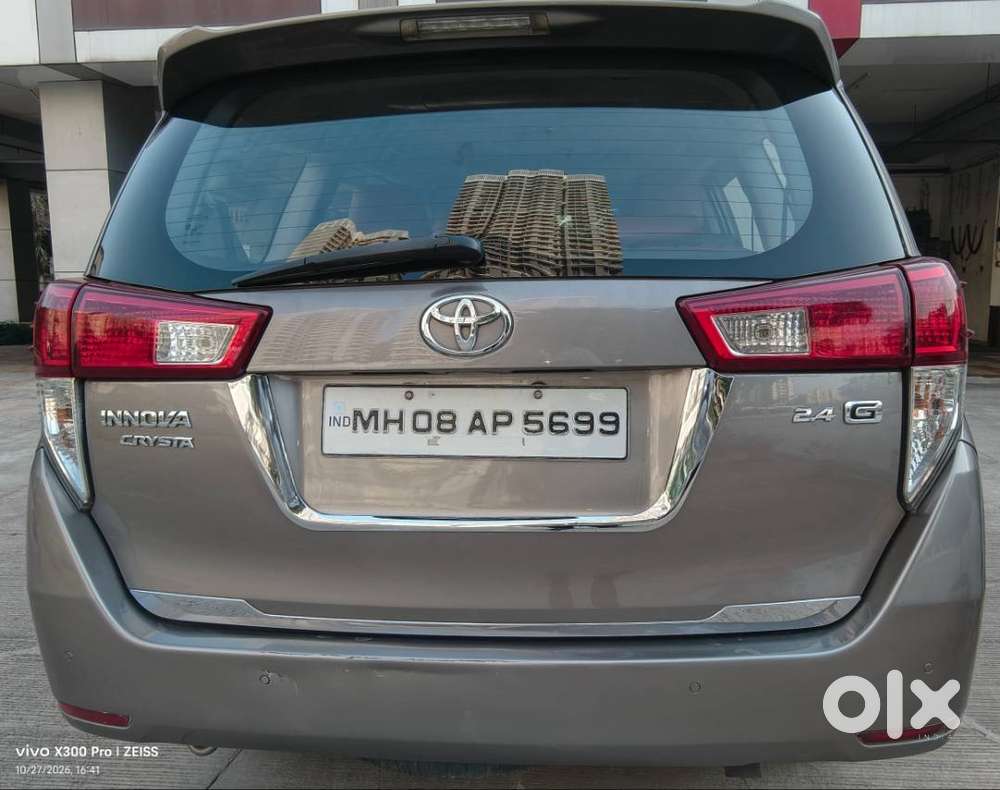 Toyota Innova Crysta 2019