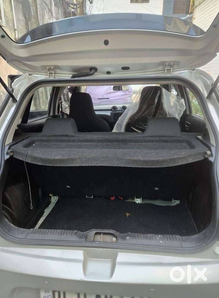 Maruti Suzuki Swift Lxi Optional-o, 2019, Petrol