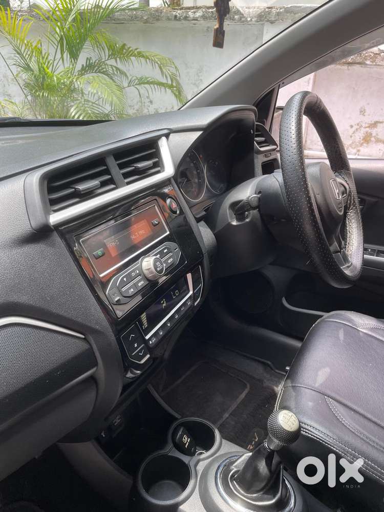 Honda Br-v I-vtec V Mt, 2017, Petrol