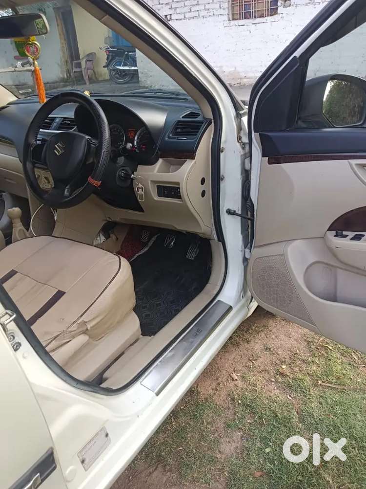 Maruti Suzuki Swift Dzire 1.2 Vxi (2014 Petrol Model