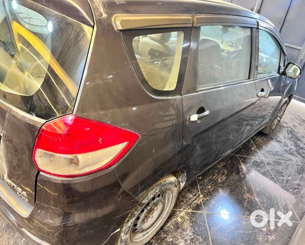 Maruti Suzuki Ertiga 1.4 Vxi Abs, 2015, Petrol