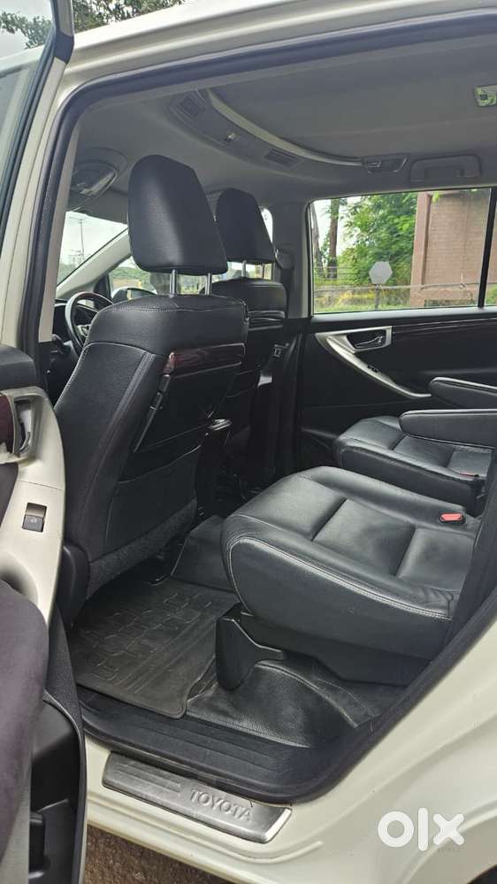 Toyota Innova Crysta 2.4 Z 7 Str, 2017, Diesel