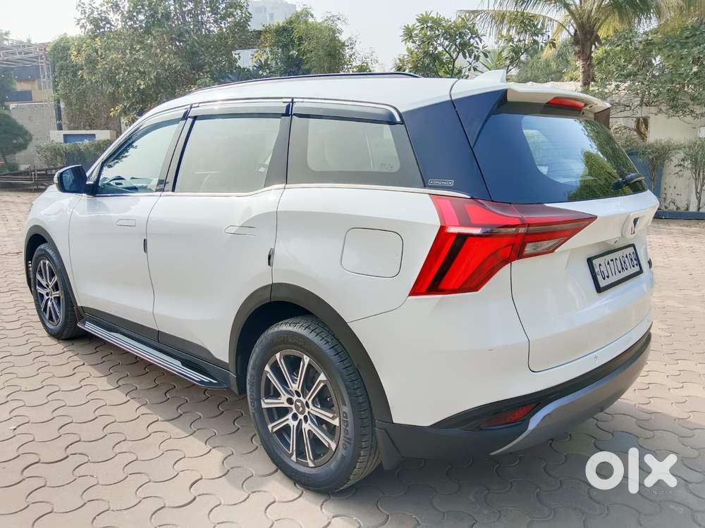 Mahindra Xuv700 2.2 Ax 7 Diesel At Str, 2022, Diesel