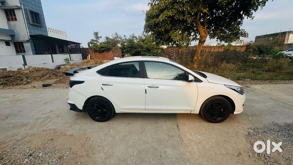 Hyundai Verna Petrol 2022