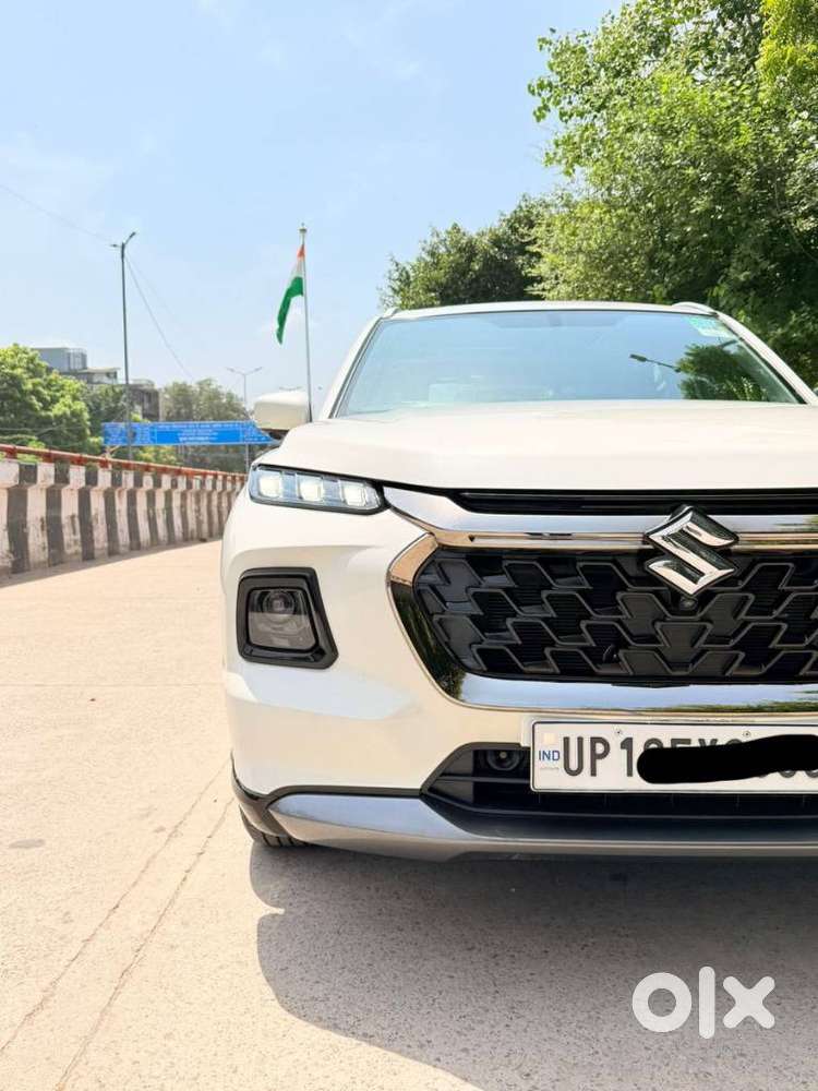Maruti Suzuki Grand Vitara 1.5 Alpha Smart Hybrid, 2025, Petrol