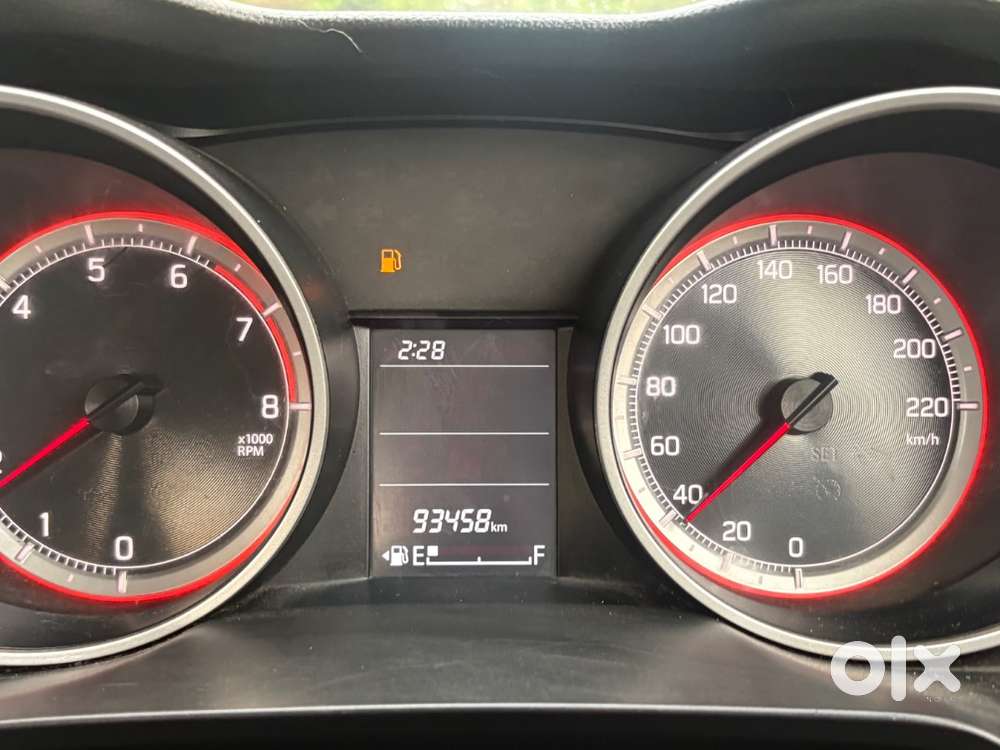 Maruti Swift Vxi 2019