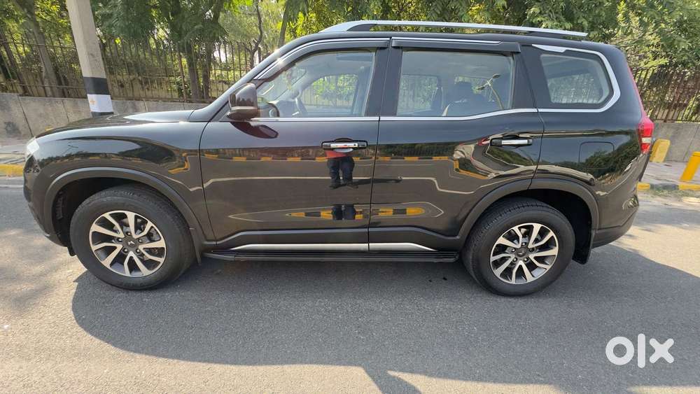 Mahindra Scorpio-n 2.2 Z8 L Diesel At 7 Str, 2022, Diesel