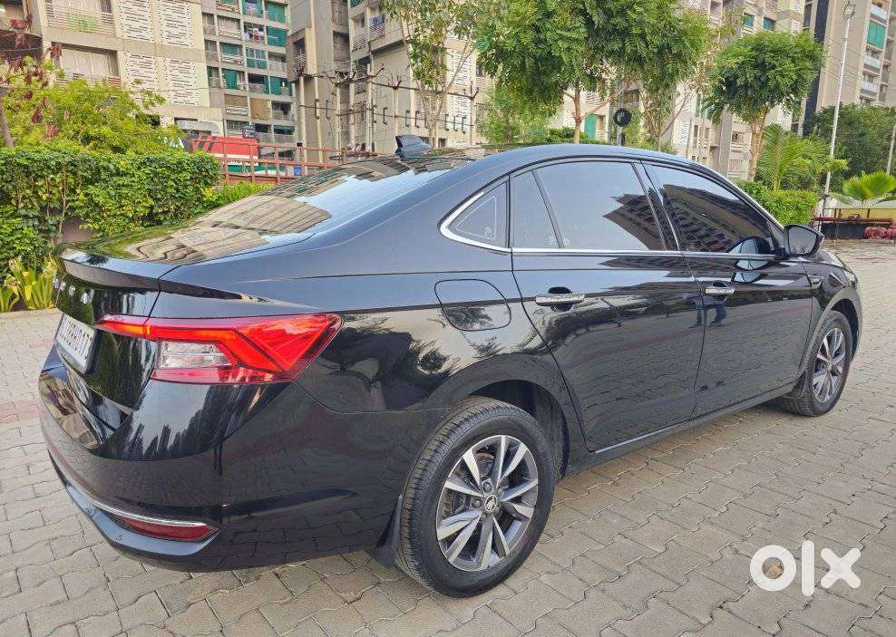 Skoda Slavia 1.0 Tsi Style At, 2024, Petrol