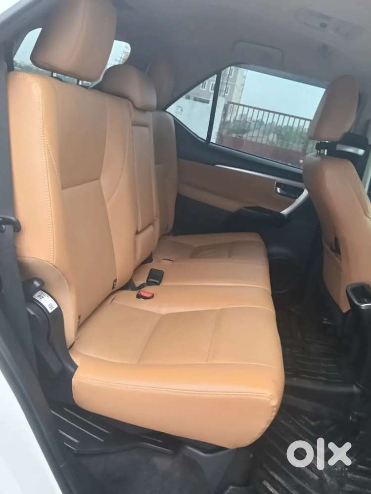 Toyota Fortuner 4x2 At, 2024, Diesel
