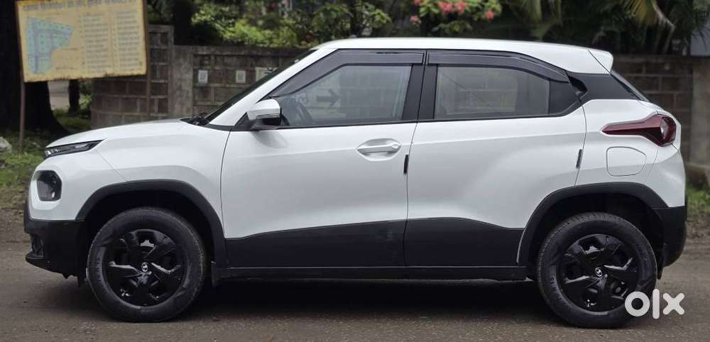Tata Punch, 2022, Petrol