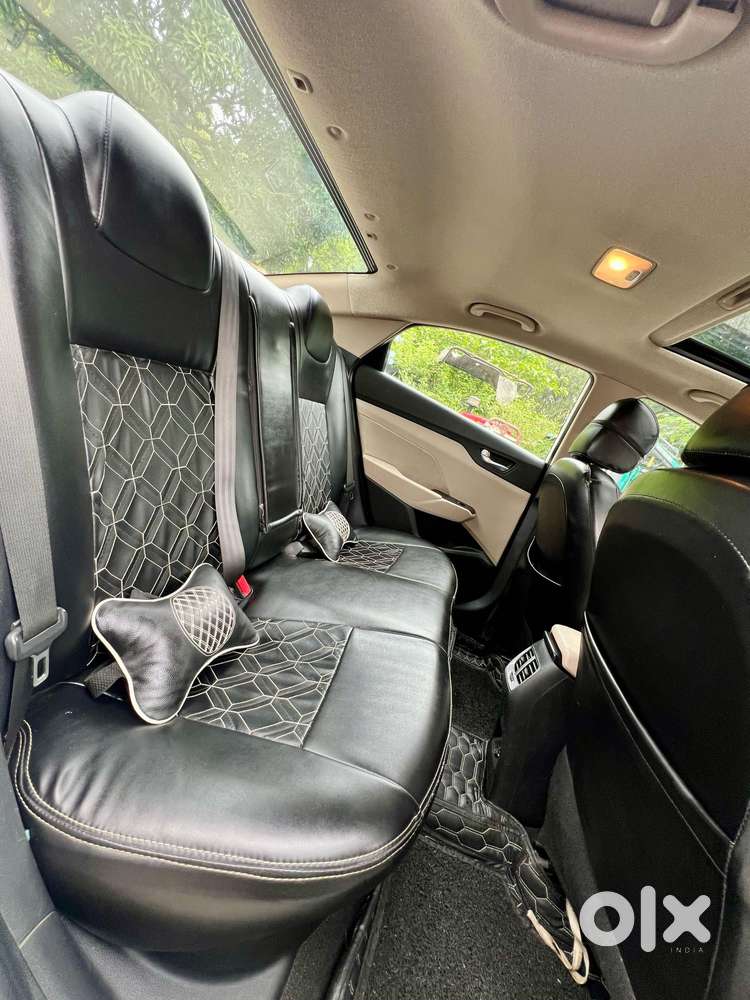 Hyundai Verna 1.5 Sx Vtvt, 2022, Petrol