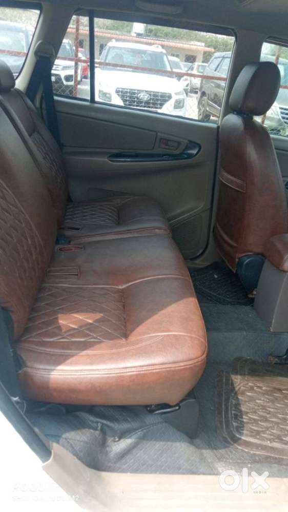 Toyota Innova 2.5 G (diesel) 7 Seater, 2015, Diesel