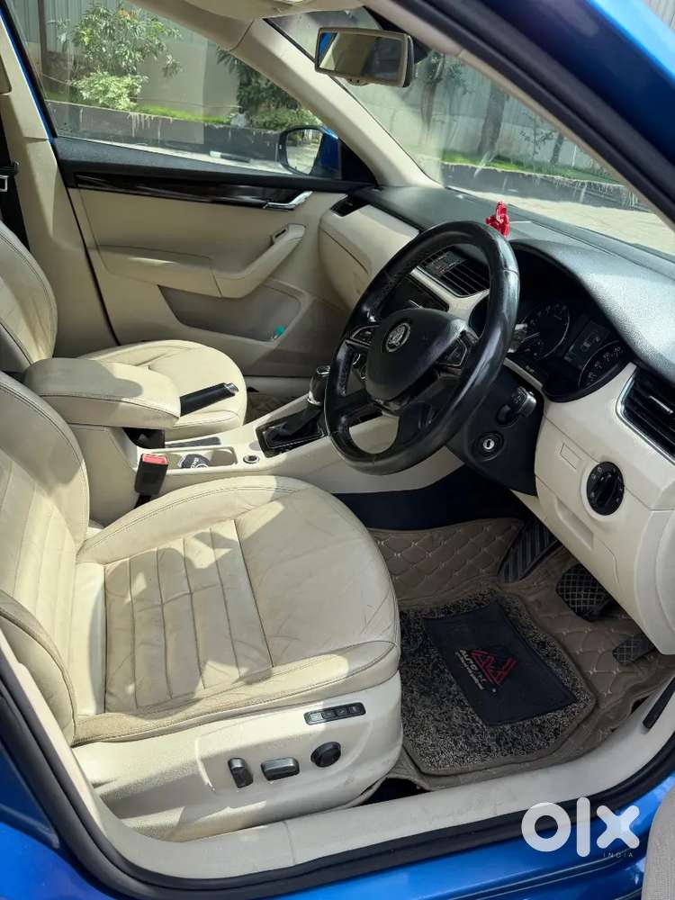 Skoda Octavia Elegance 2015 Diesel Automatic, Immaculate Condition.