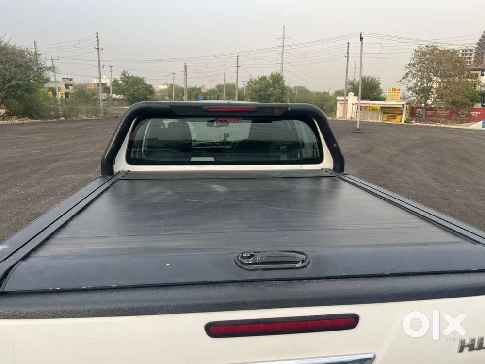 Toyota Hilux 2024 Diesel Well Maintained