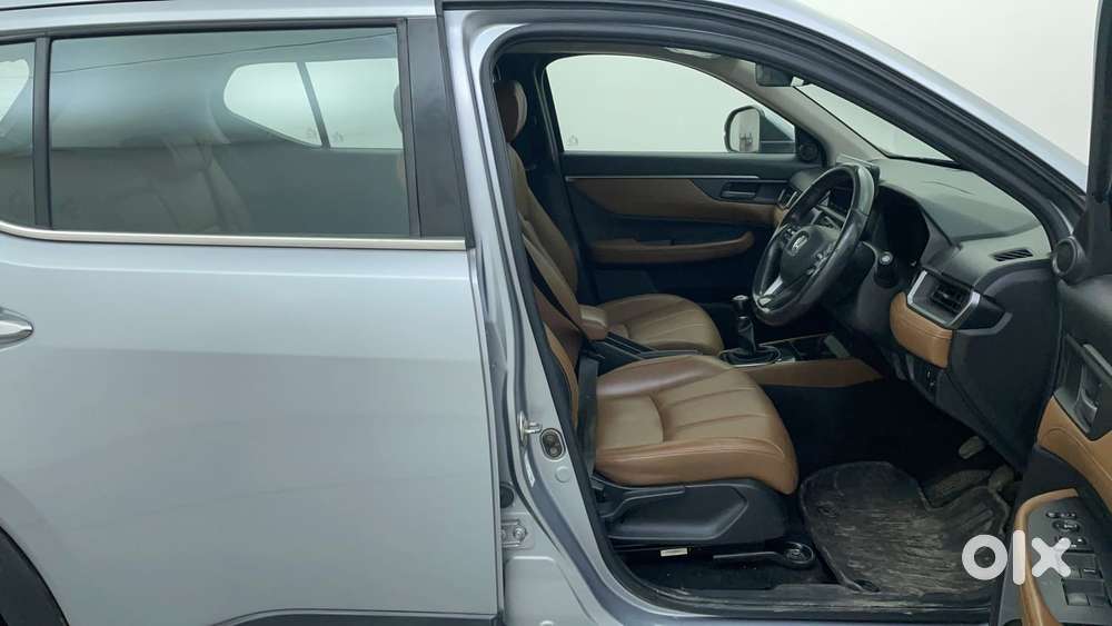 Honda Elevate Zx Mt, 2023, Petrol