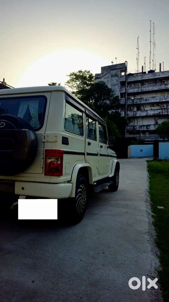 Mahindra Bolero B4