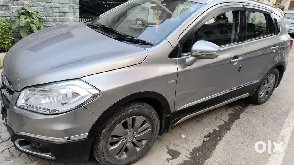 Maruti Suzuki S-cross 2016 Diesel Well Maintained