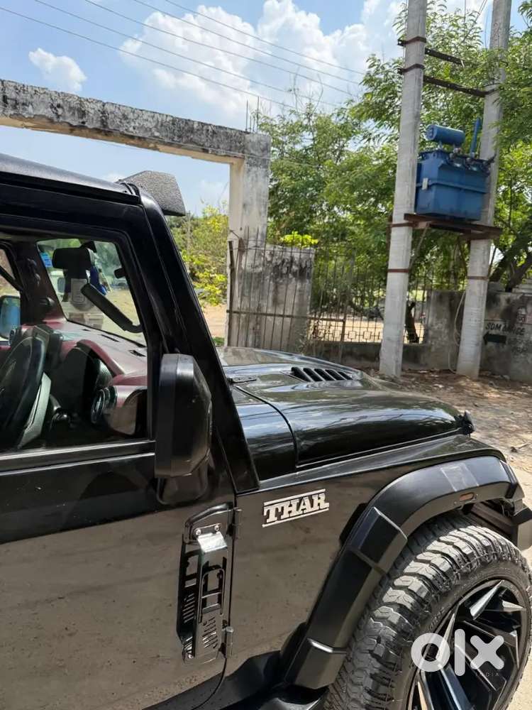 Mahindra Thar.e 2022 Variant