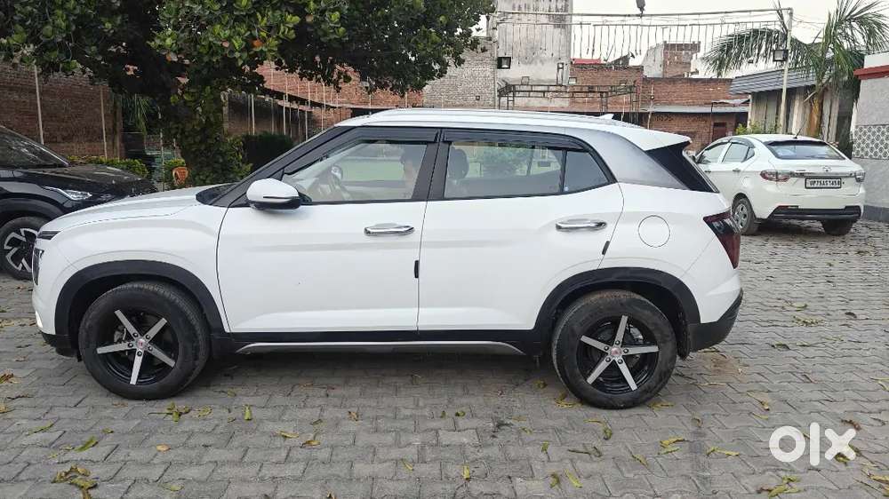 Hyundai Creta Facelift 2022 Petrol Well Maintained