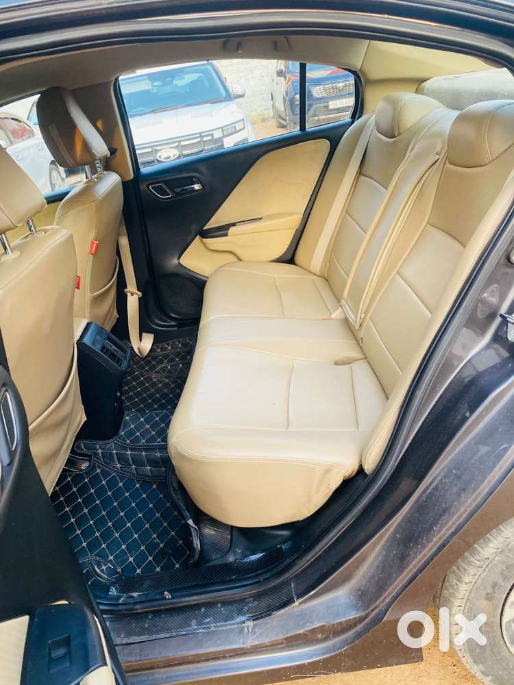 Honda City I-vtec V, 2018, Petrol