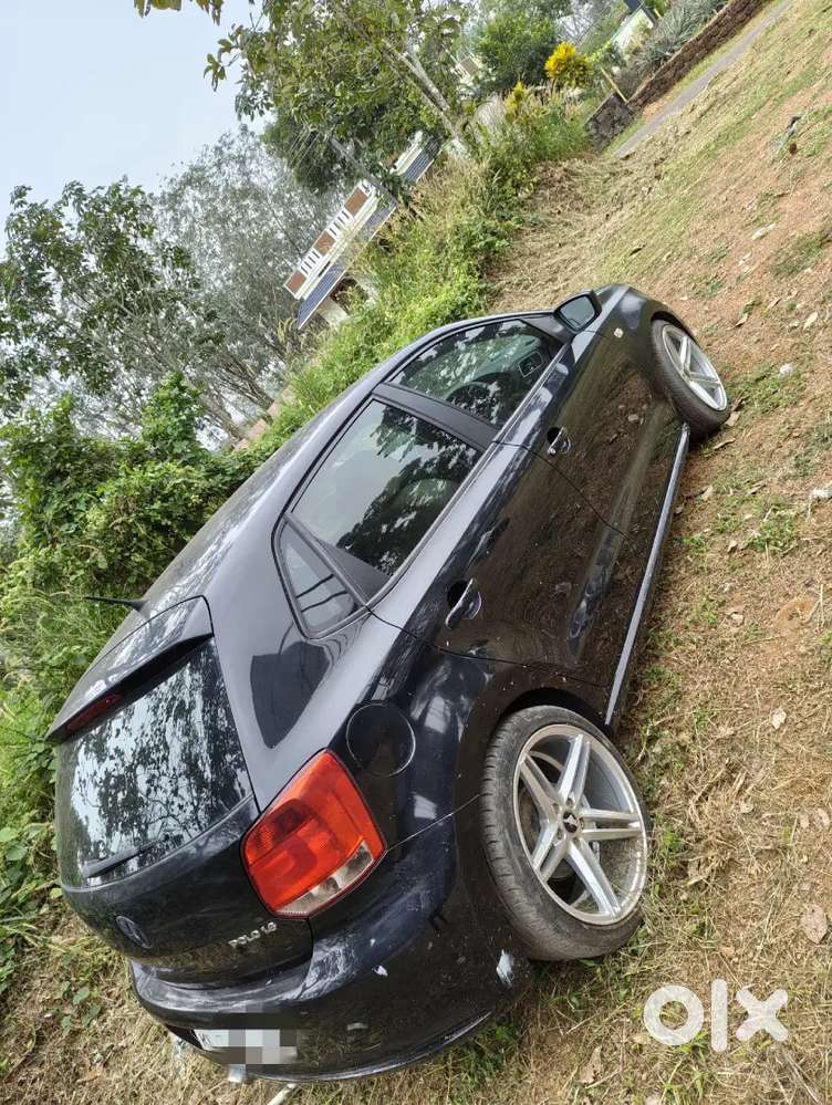 Volkswagen Polo 2011 Petrol 65000 Km Driven