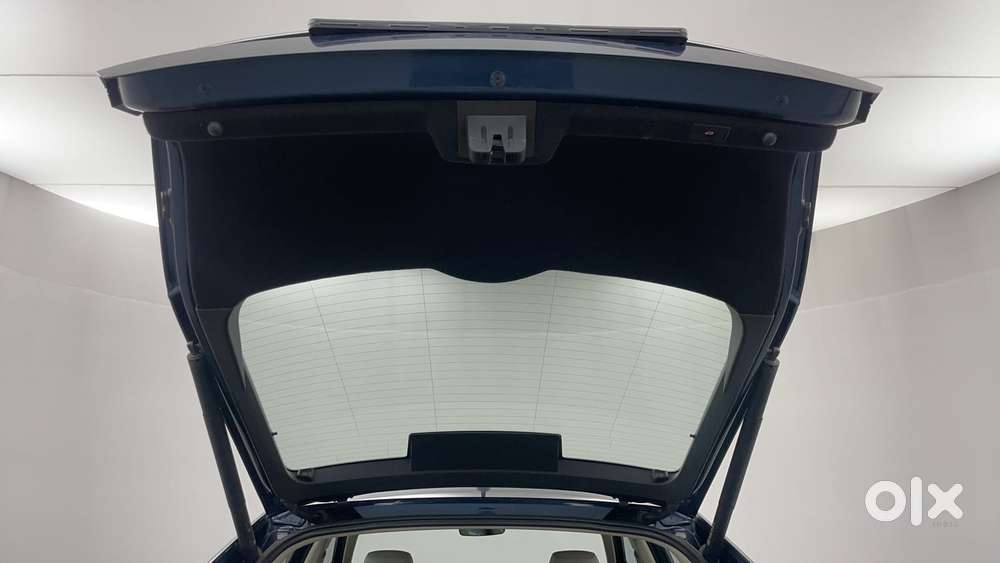 Skoda Superb L&k 1.8 Tsi At, 2023, Petrol