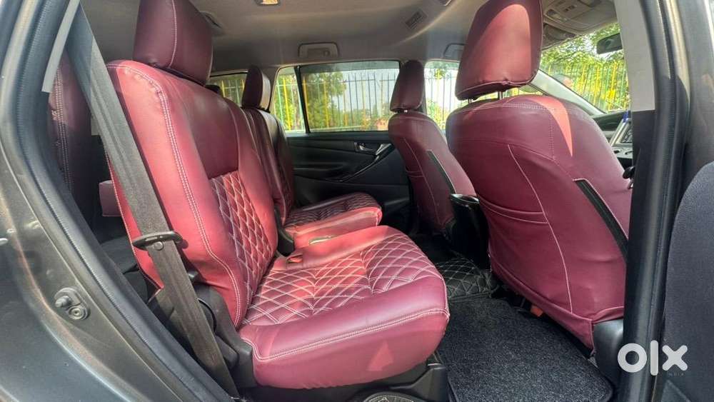 Toyota Innova Crysta 2017 Diesel Well Maintained