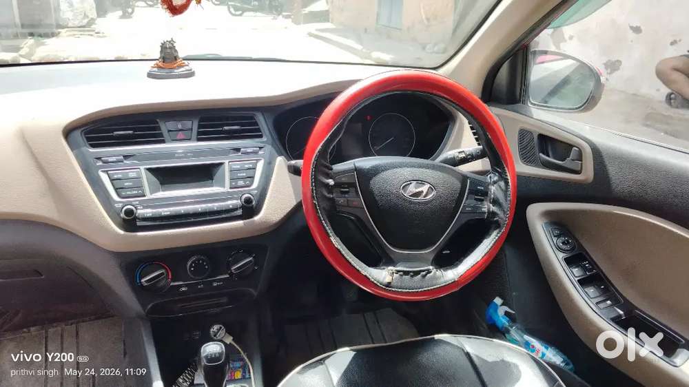 Hyundai I20 2018 Cng & Hybrids 92300 Km Driven