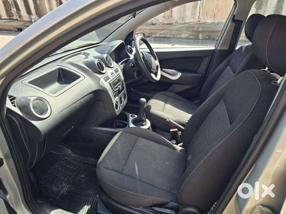 Ford Figo Petrol Zxi, 2014, Petrol
